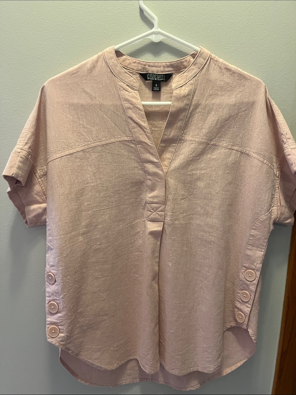Nicole Miller Blush Pink V-Neck Button-Detail Tunic